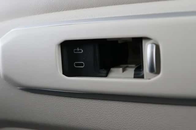 BMW X5 (2026) thumbnail 25