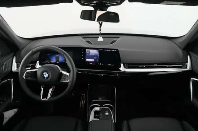 BMW X1 (2026) thumbnail 24