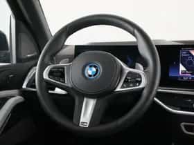 BMW X5 (2025) thumbnail 2