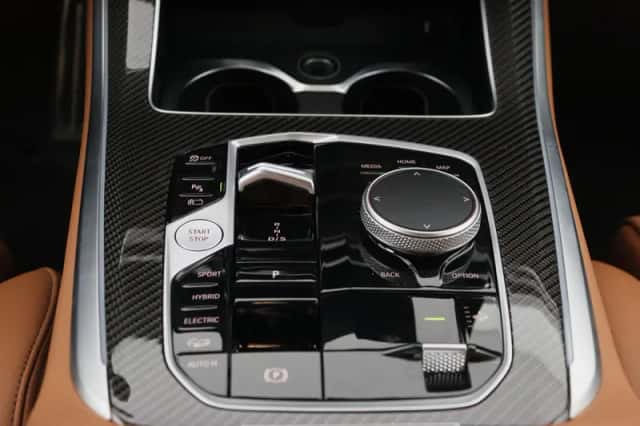 BMW X5 (2025) thumbnail 18