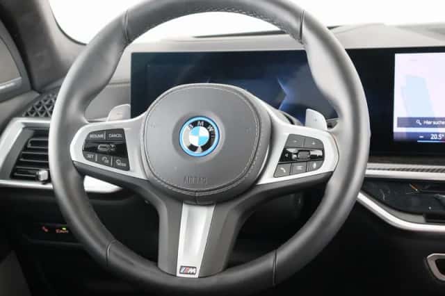 BMW X5 (2025) thumbnail 2
