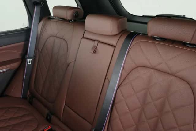 BMW X5 (2025) thumbnail 17