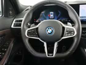BMW 3-Serie (2025) thumbnail 2