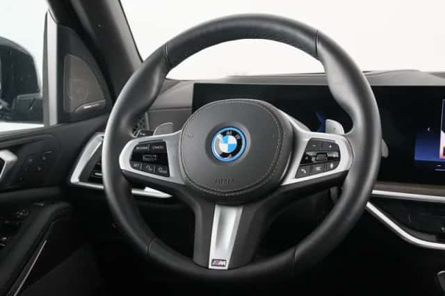 BMW X5 (2025) thumbnail 2