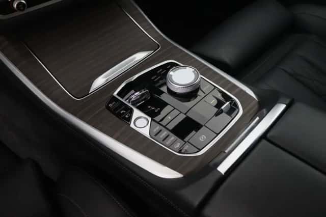 BMW X5 (2025) thumbnail 23