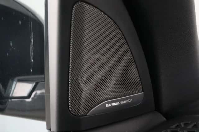 BMW X5 (2025) thumbnail 36