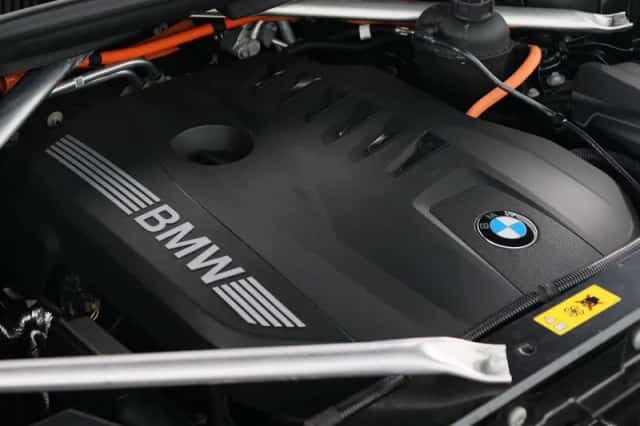 BMW X5 (2025) thumbnail 6