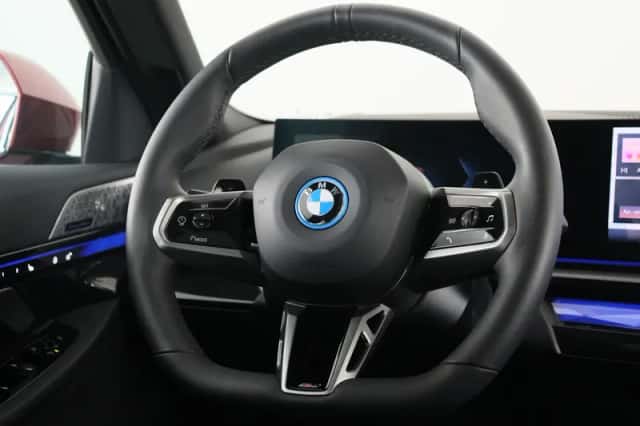 BMW 5-Serie (2025) thumbnail 2