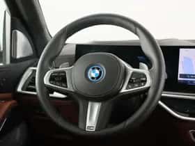 BMW X5 (2025) thumbnail 2