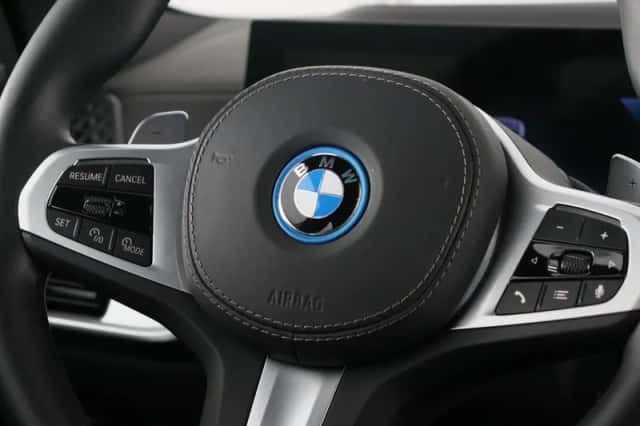 BMW X5 (2025) thumbnail 3