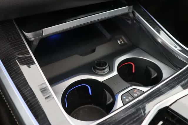 BMW X5 (2025) thumbnail 23