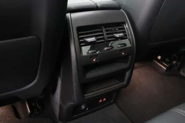 BMW X5 (2025) thumbnail 32