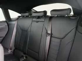 BMW i4 (2024) thumbnail 18