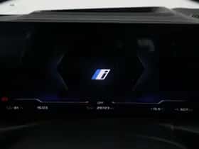BMW i4 (2024) thumbnail 4