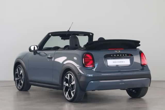 MINI Cabrio (2026) thumbnail 14