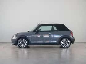 MINI Cabrio (2026) thumbnail 15