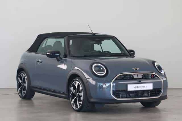 MINI Cabrio (2026) thumbnail 4