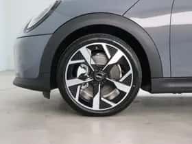 MINI Cabrio (2026) thumbnail 32
