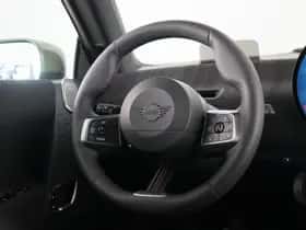 MINI Cooper (2026) thumbnail 23