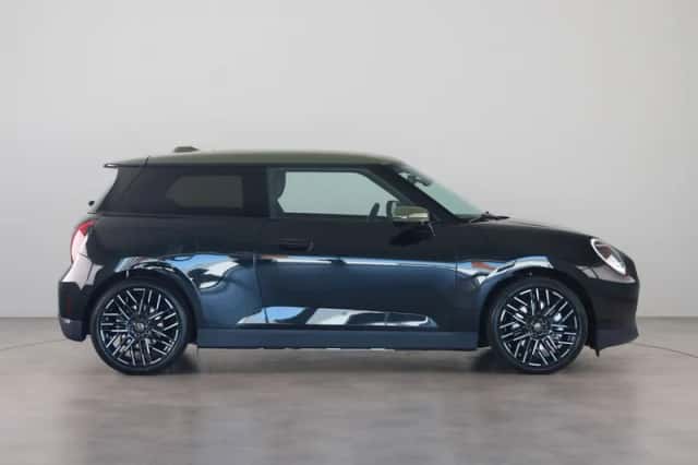 MINI Cooper (2026) thumbnail 4