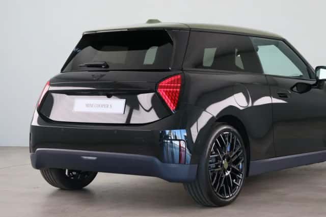MINI Cooper (2026) thumbnail 32