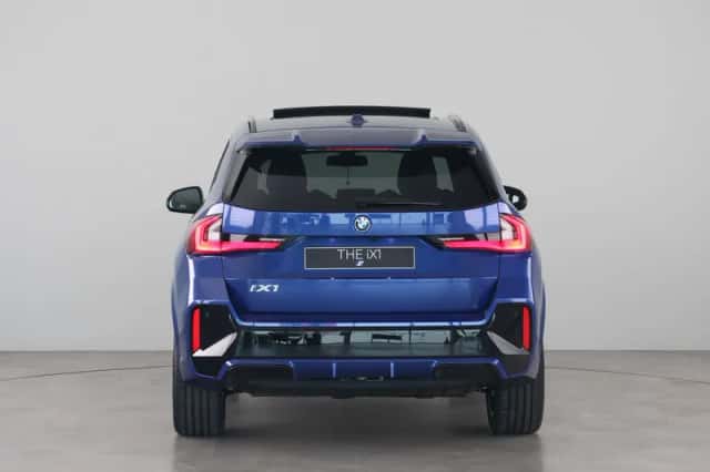 BMW iX1 (2026) thumbnail 12