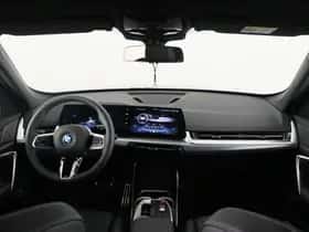 BMW iX1 (2026) thumbnail 15