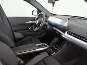 BMW iX1 (2026) thumbnail 16