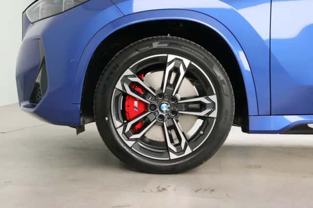 BMW iX1 (2026) thumbnail 24