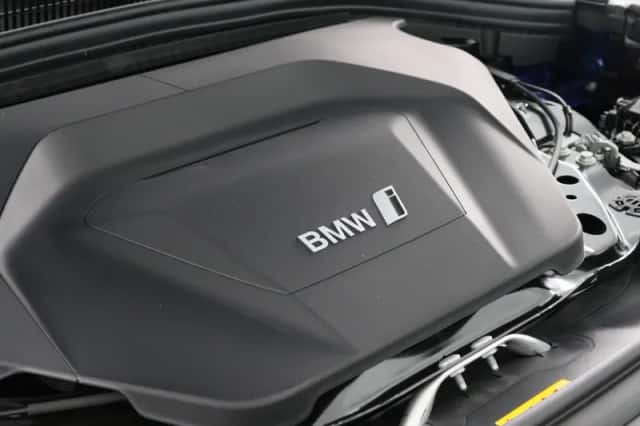 BMW iX1 (2026) thumbnail 6