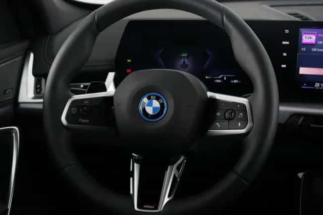 BMW iX1 (2026) thumbnail 53