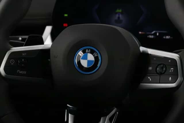 BMW iX1 (2026) thumbnail 54