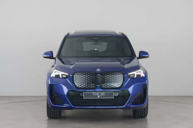 BMW iX1 (2026) thumbnail 8