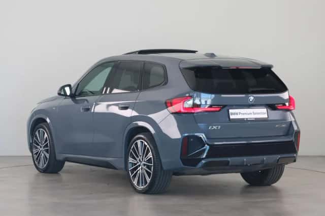 BMW iX1 (2025) thumbnail 13