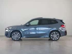BMW iX1 (2025) thumbnail 14