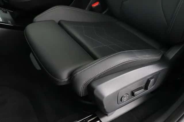 BMW iX1 (2025) thumbnail 19