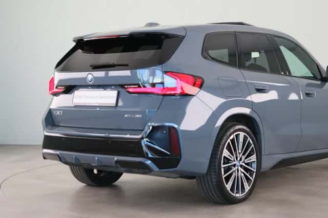 BMW iX1 (2025) thumbnail 25