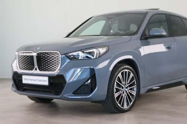 BMW iX1 (2025) thumbnail 28