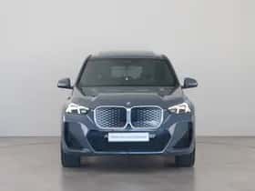 BMW iX1 (2025) thumbnail 8
