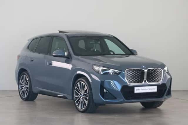 BMW iX1 (2025) thumbnail 9