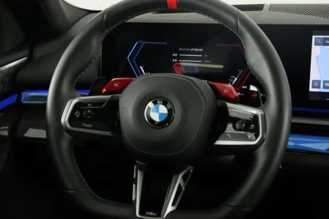 BMW M5 (2025) thumbnail 2