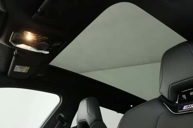 BMW M5 (2025) thumbnail 32