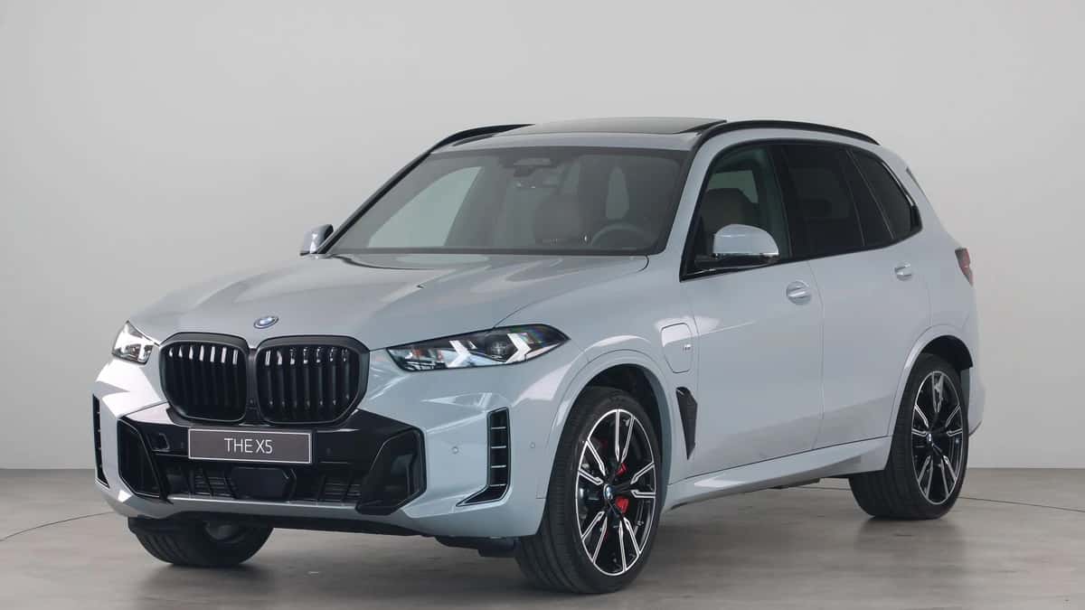 BMW X5 (2026) — foto 1