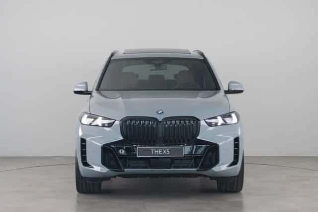 BMW X5 (2026) thumbnail 2