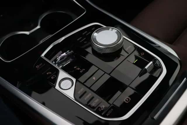 BMW X5 (2026) thumbnail 14