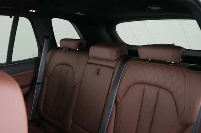 BMW X5 (2026) thumbnail 25