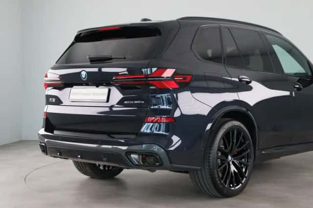 BMW X5 (2025) thumbnail 26