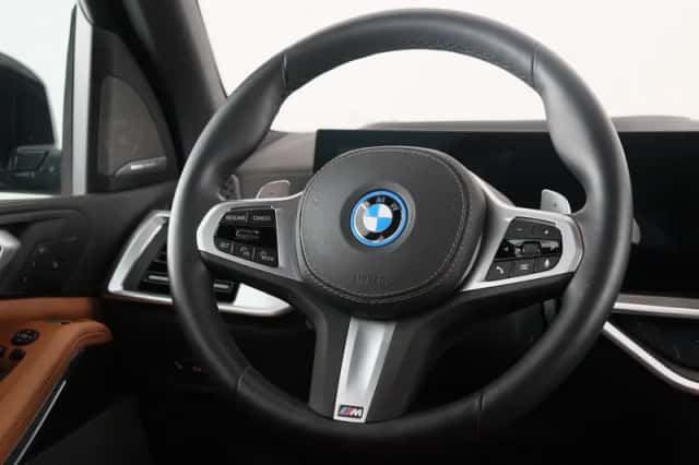 BMW X5 (2025) thumbnail 29