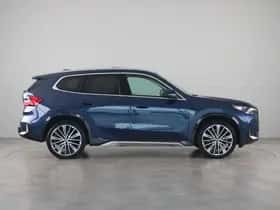 BMW X1 (2024) thumbnail 9