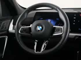 BMW X1 (2025) thumbnail 2